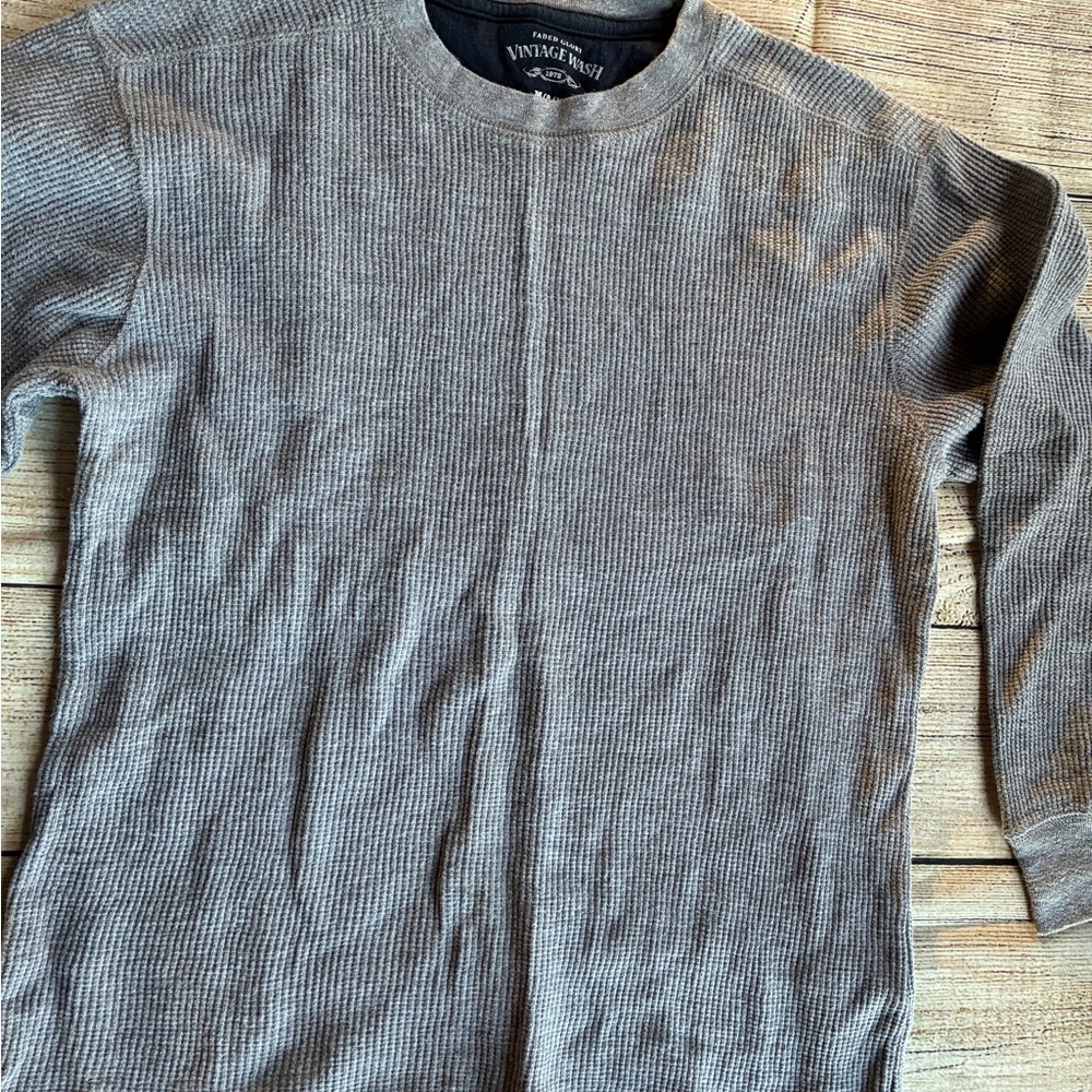 Gray‎ Long Sleeve Thermal Shirt youth medium
